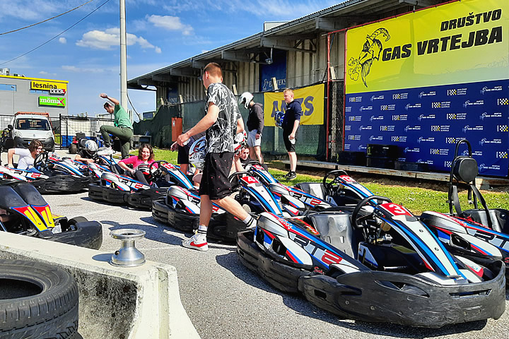 Karting dirke za skupine in podjetja na kartodromu v Vrtojbi